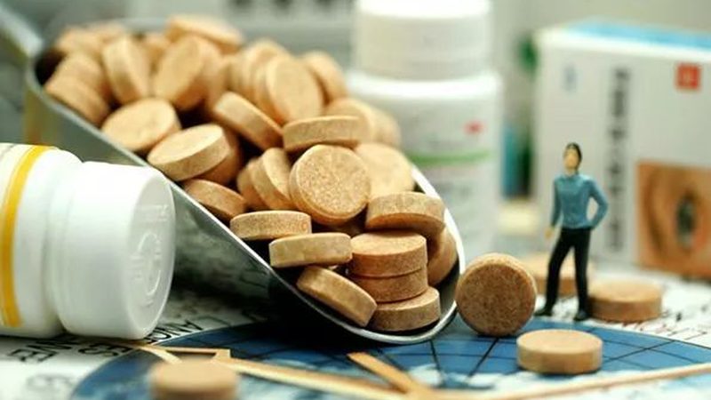 成都膳食补充剂代理：线上线下布局的关键点**